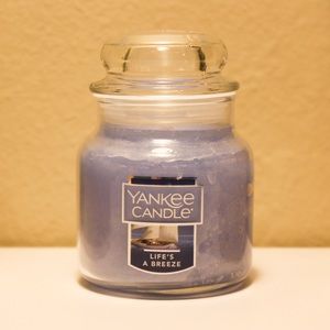 Life’s a Breeze Candle